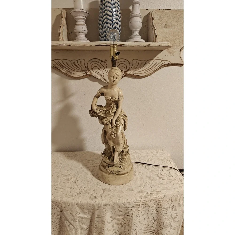 Vintage Early-mid 20th Century Plaster Mold Figural Table Lamp. Needs Re-wired